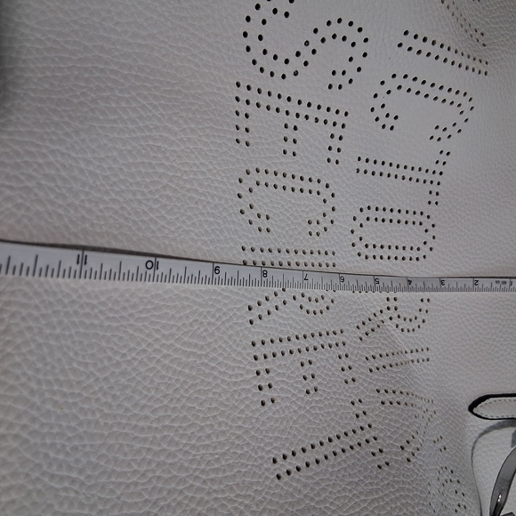 Victoria's Secret White Tote with Metallic Accents - Picture 7 of 8